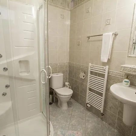 Grand Szálloda 3*
