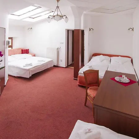 Grand Szálloda 3*