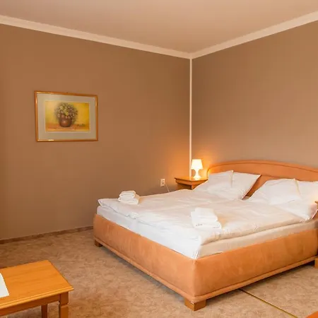 Szálloda Grand 3*